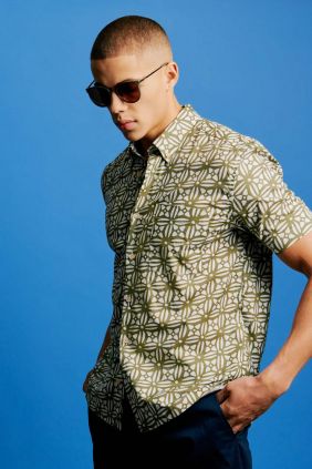 Camisa Geo Block Print