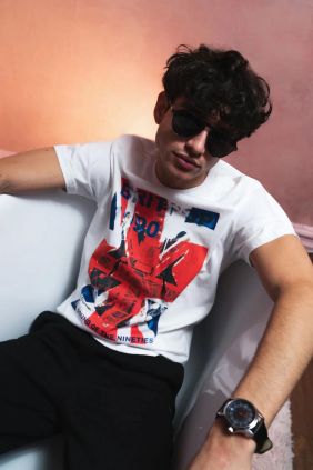 Camiseta Decada 1990