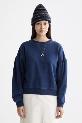 Sudadera índigo lavado con mangas globo
