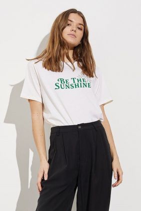 comprar online Camiseta Chica MbyM Be The Sunshine en Blanco 