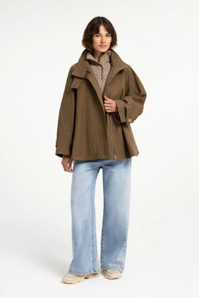 Trench corte línea A