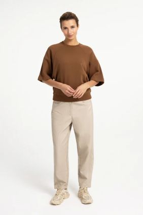 Pantalón Piel sintética y corte carrot