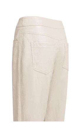 Pantalón Piel sintética y corte carrot