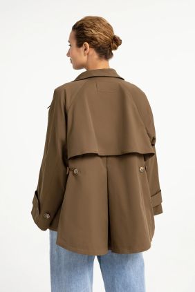 Trench corte línea A