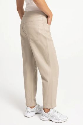 Pantalón Piel sintética y corte carrot
